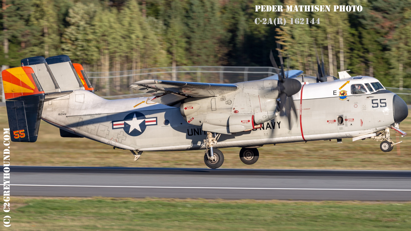 Grumman C-2A(R) Greyhound VRC-40 DET 1 BuNo 162144